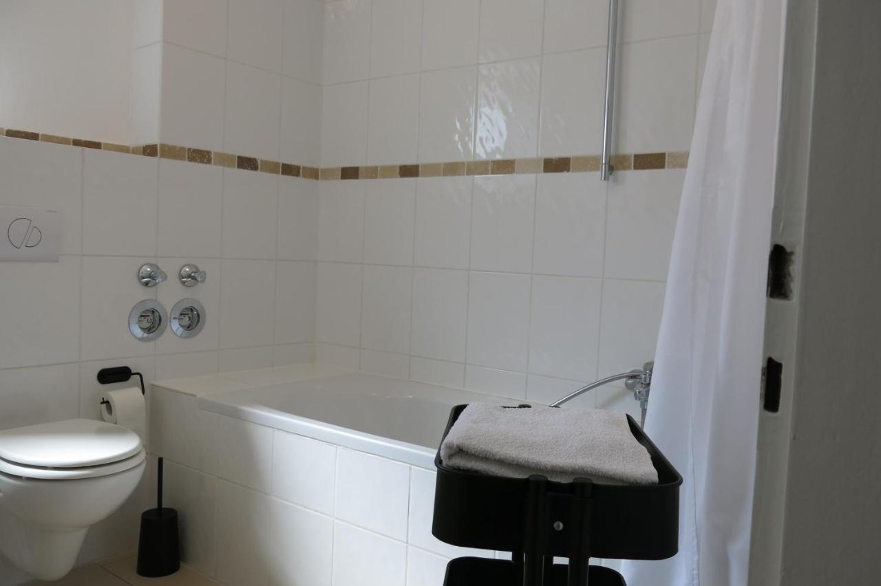 Ferienwohnung Arenz Швейнфурт Экстерьер фото