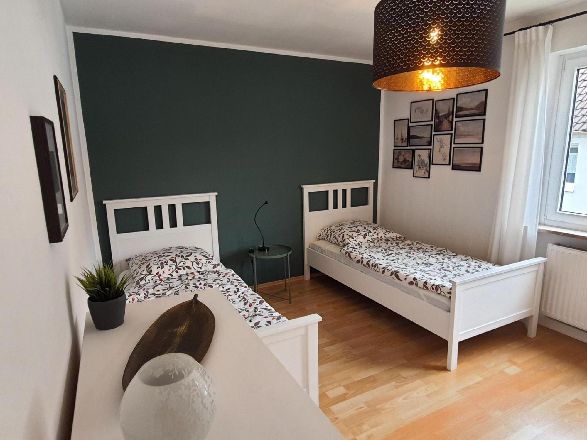 Ferienwohnung Arenz Швейнфурт Экстерьер фото
